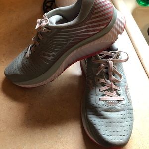 Saucony Guide 13 Women’s size 10